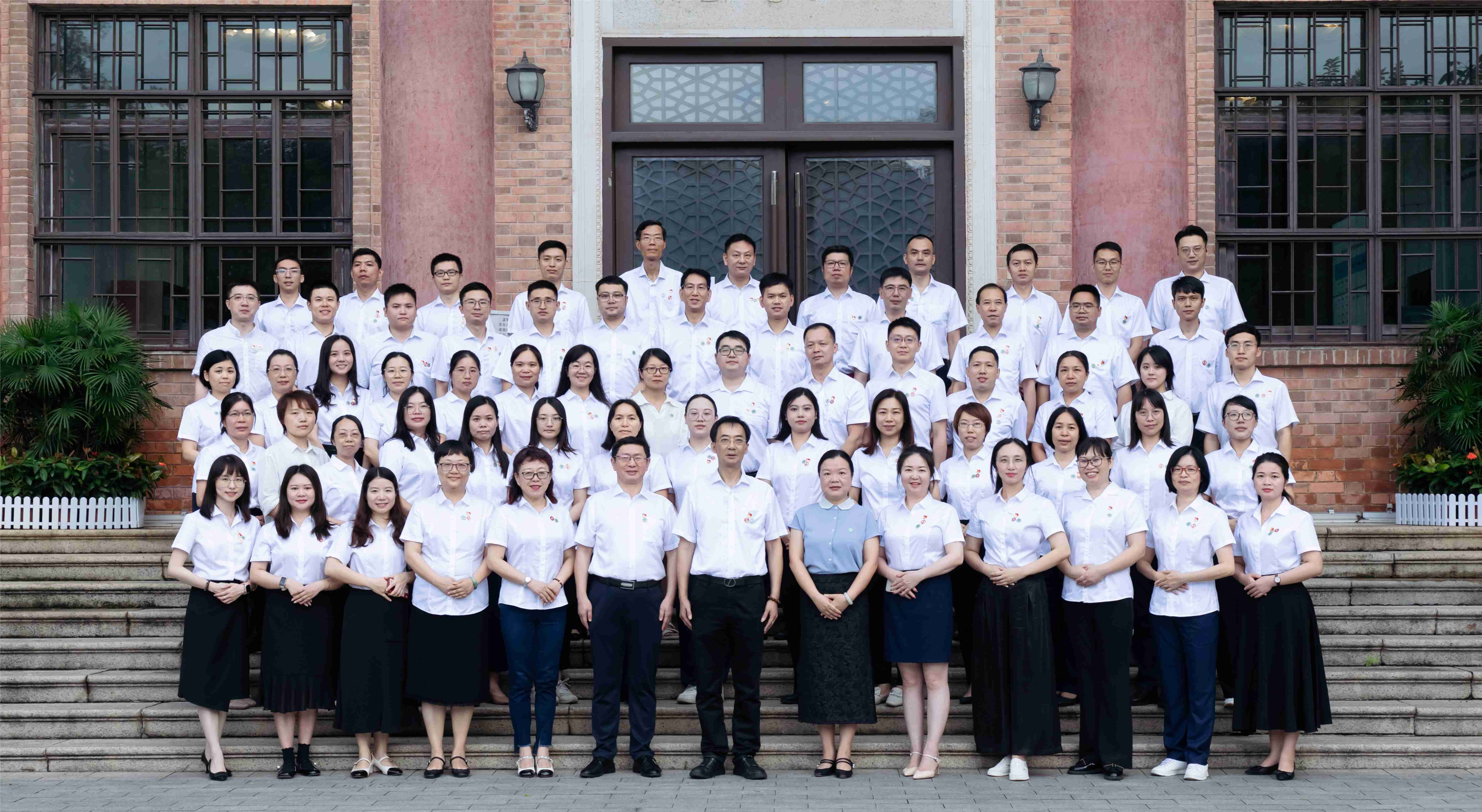 作育人才强素质 提升双效促生长——白云山2299威尼斯公司开展2023年中高层治理职员综合能力提升培训班